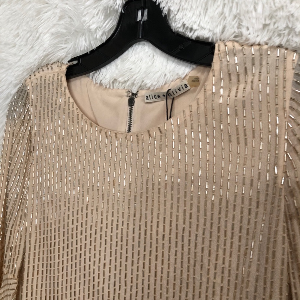 ALICE + OLIVIA Bernice Ruffle Sleeve Top - small